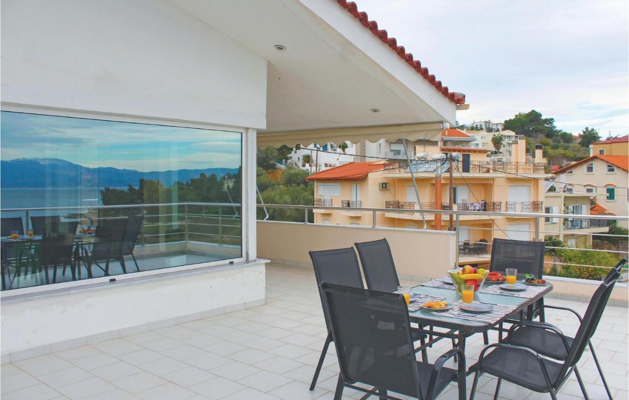 Amazing Home In Chalkida With Wifi 외부 사진