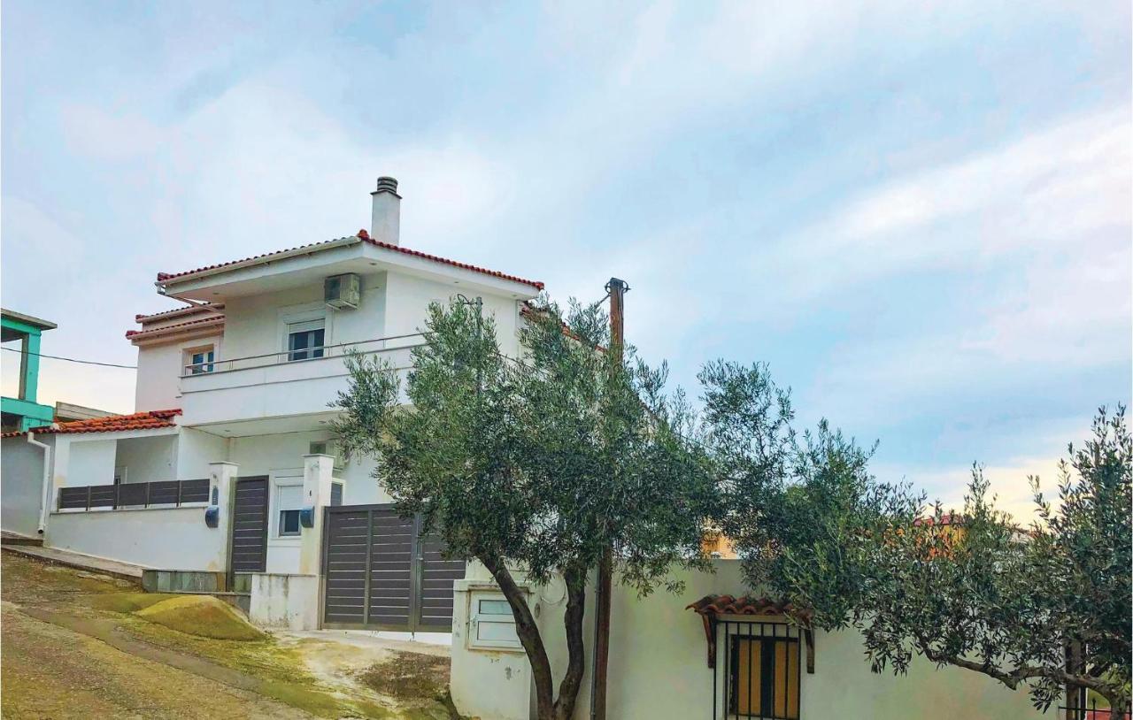 Amazing Home In Chalkida With Wifi 외부 사진