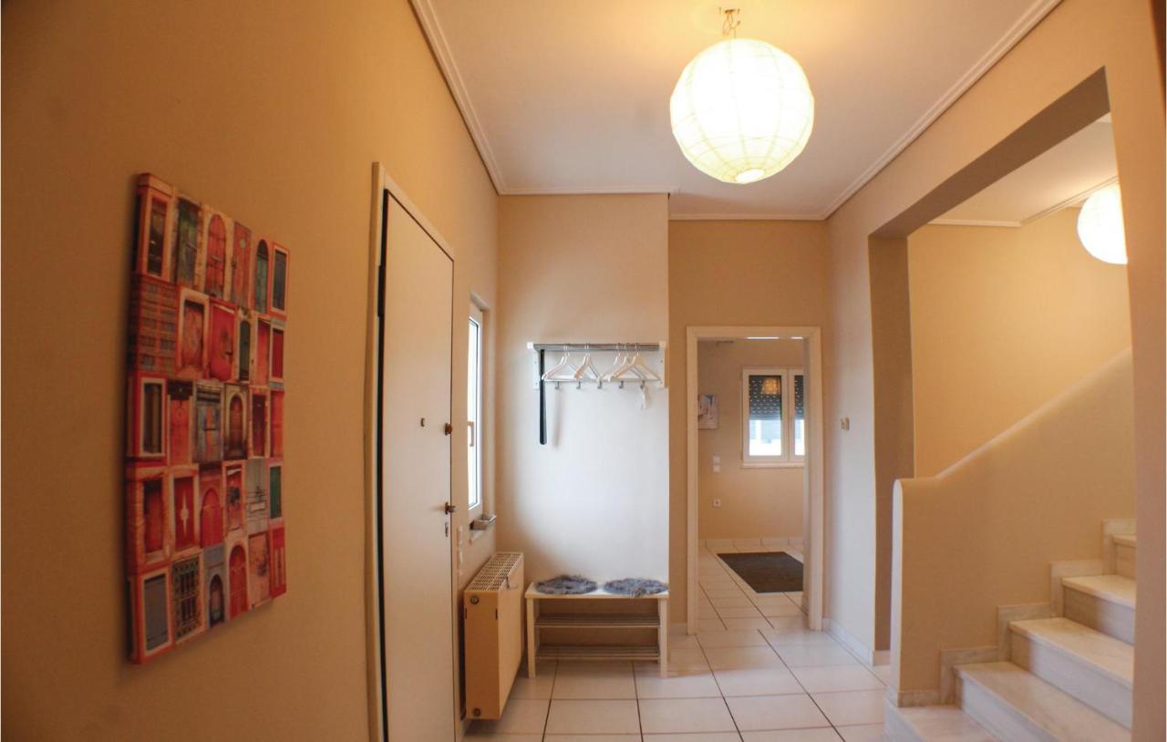 Amazing Home In Chalkida With Wifi 외부 사진