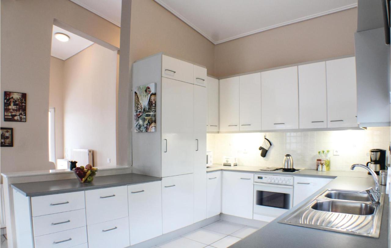 Amazing Home In Chalkida With Wifi 외부 사진